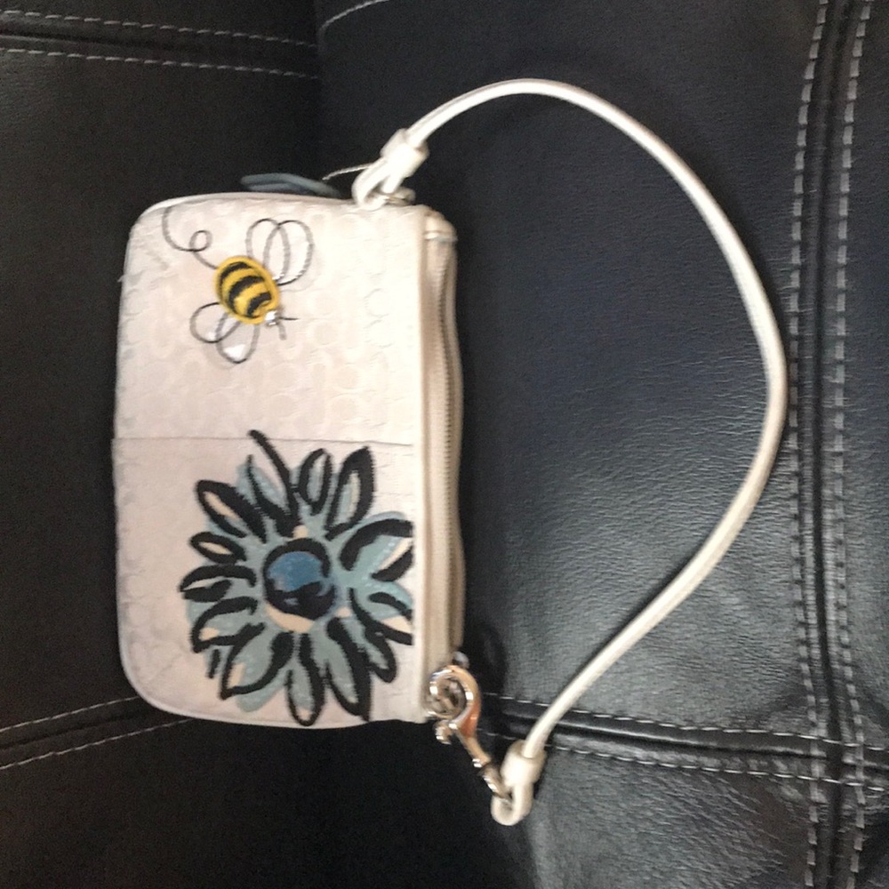 Cute Coach clutch!  Perfect for summer!
